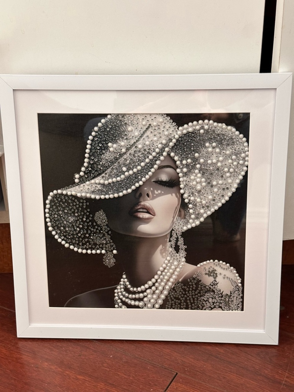 Framed Pearl Hat Artwork Print - Women Accessories